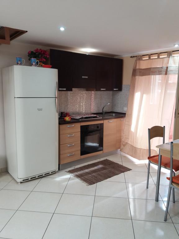 Billy House Hotel Acireale Bagian luar foto